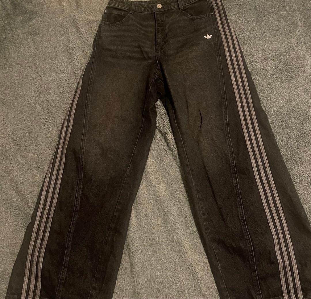 試着のみ　adidasデニム　32サイズ 試着のみ adidasデニム 32サイズ