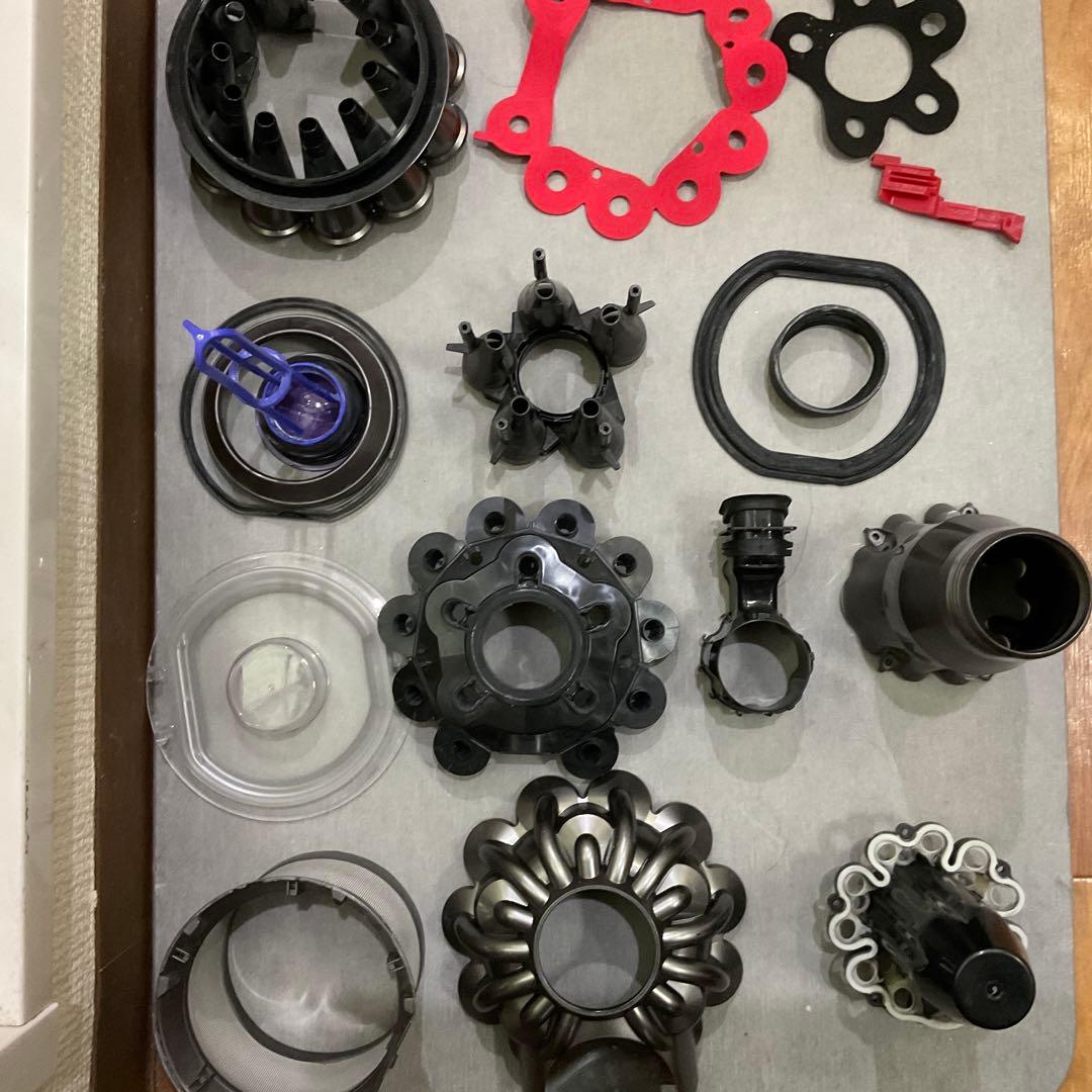 39 『分解洗浄済み』動作確認済 ダイソンDyson V8 SV10 sv25 - メルカリ