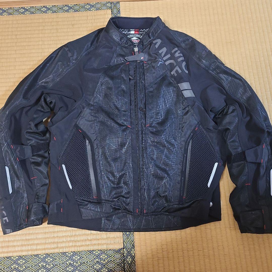 クシタニ エアーコンテンドジャケットメッシュパネル付き 黒 Webike | KUSHITANI クシタニ エアーコンテンドジャケット(K-2401-BK-M