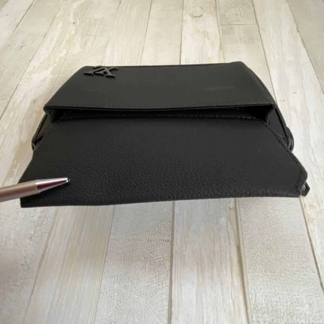 極美品 ルイヴィトン LV パイロット ウェアラブル ウォレット 黒 4K32