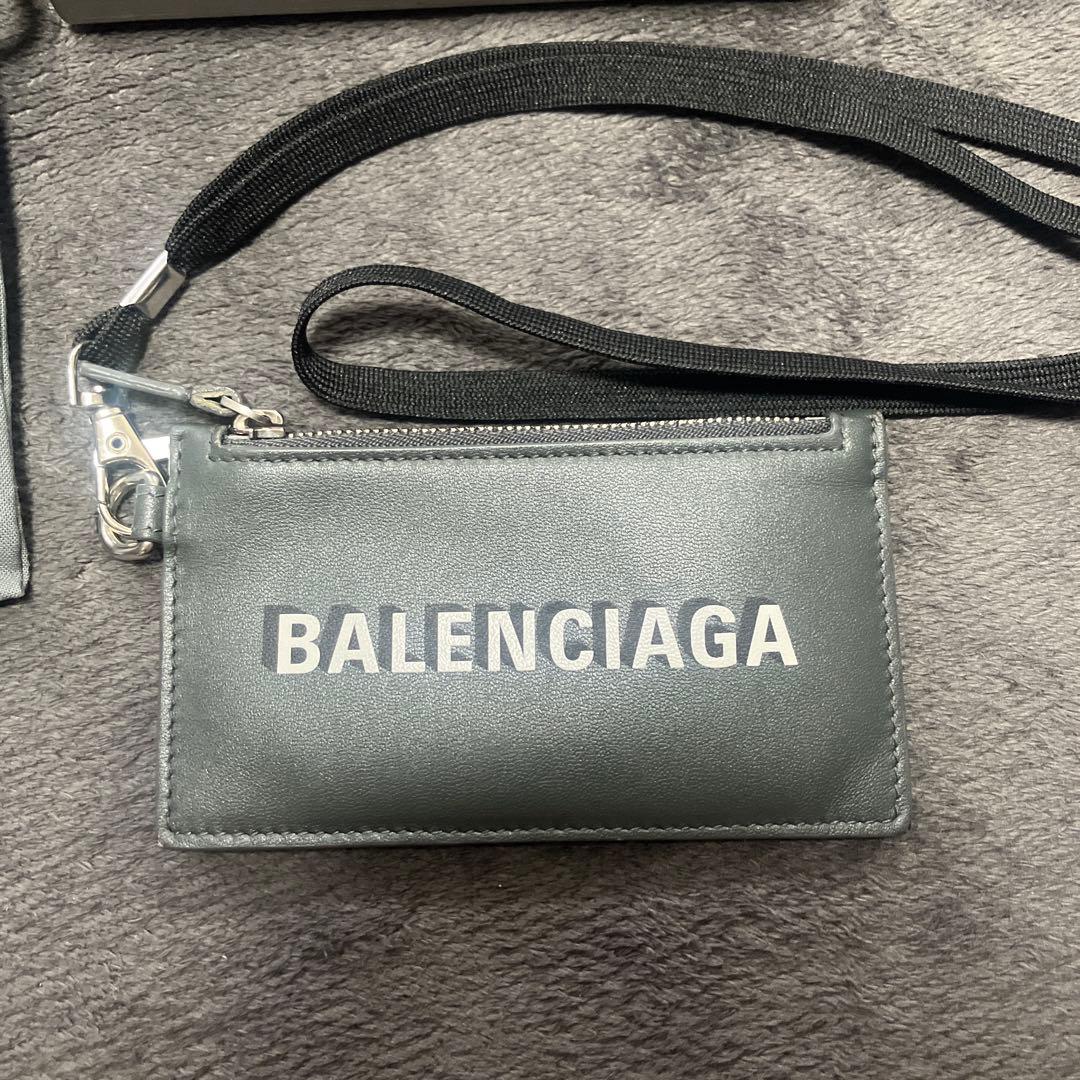 バレンシアガ ネックストラップ ネックウォレット 首掛け 首かけ 財布