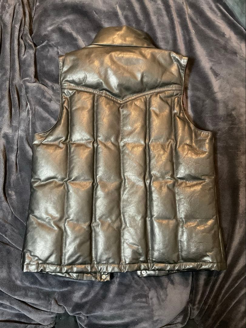 BACKBONE(バックボーン) レザー ダウンベスト - メルカリ