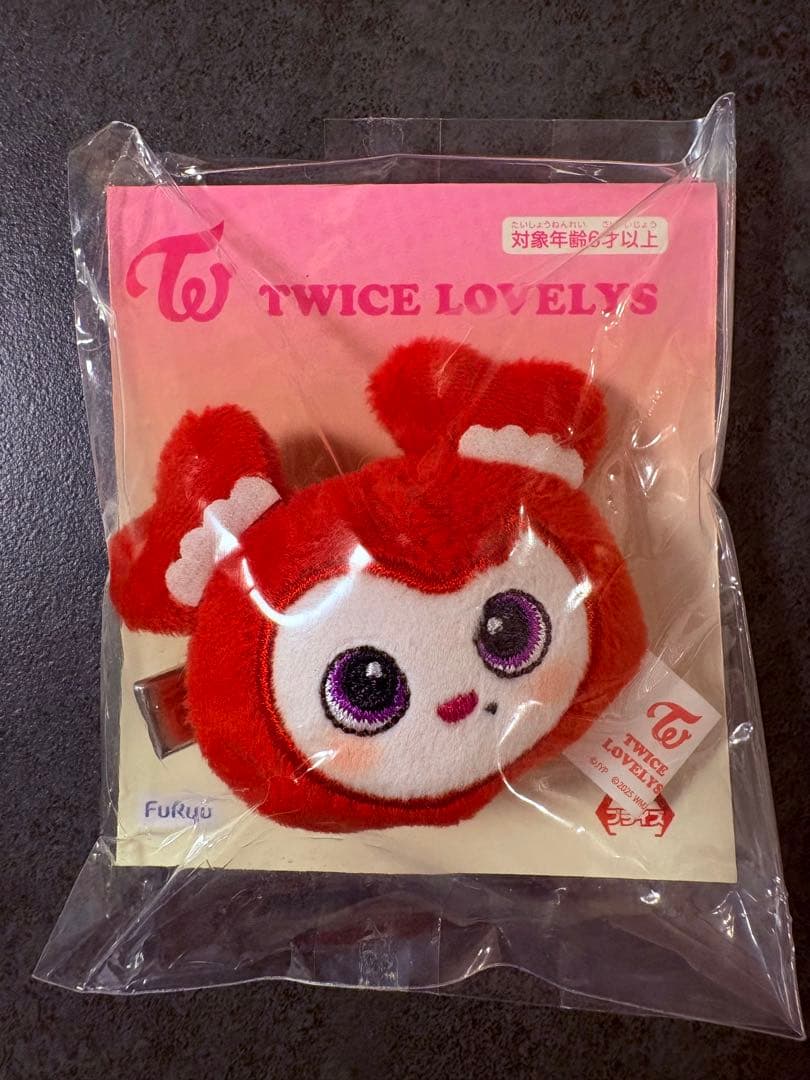 TWICE BABY lovelys CHAEYOUNG ヘアピン - メルカリ