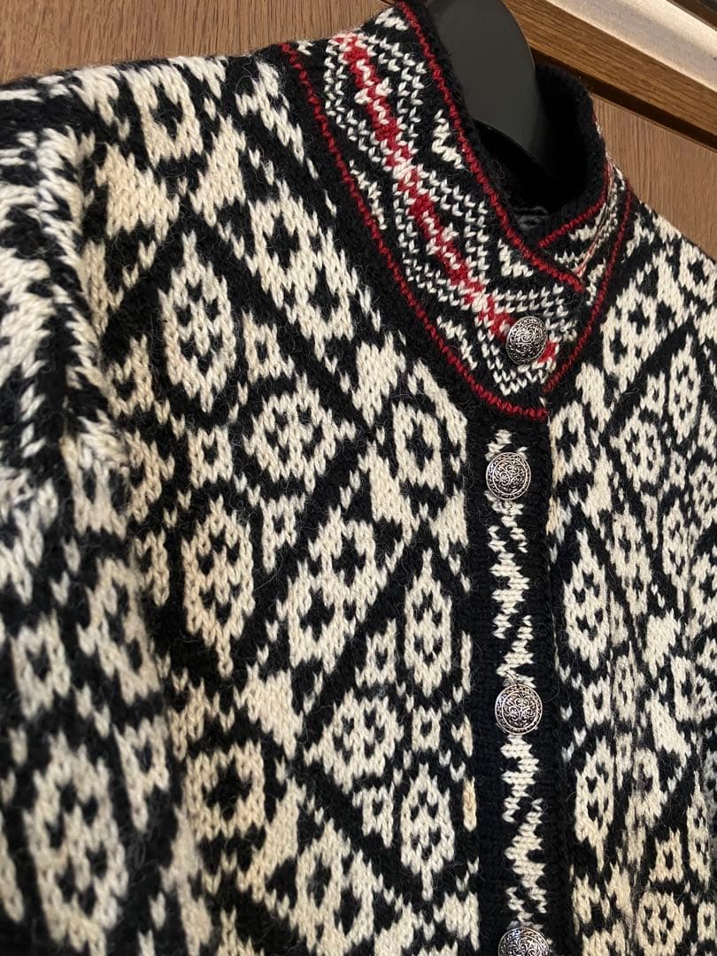 二宮こずえさん着用！エルエルビーン チロルニットカーディン