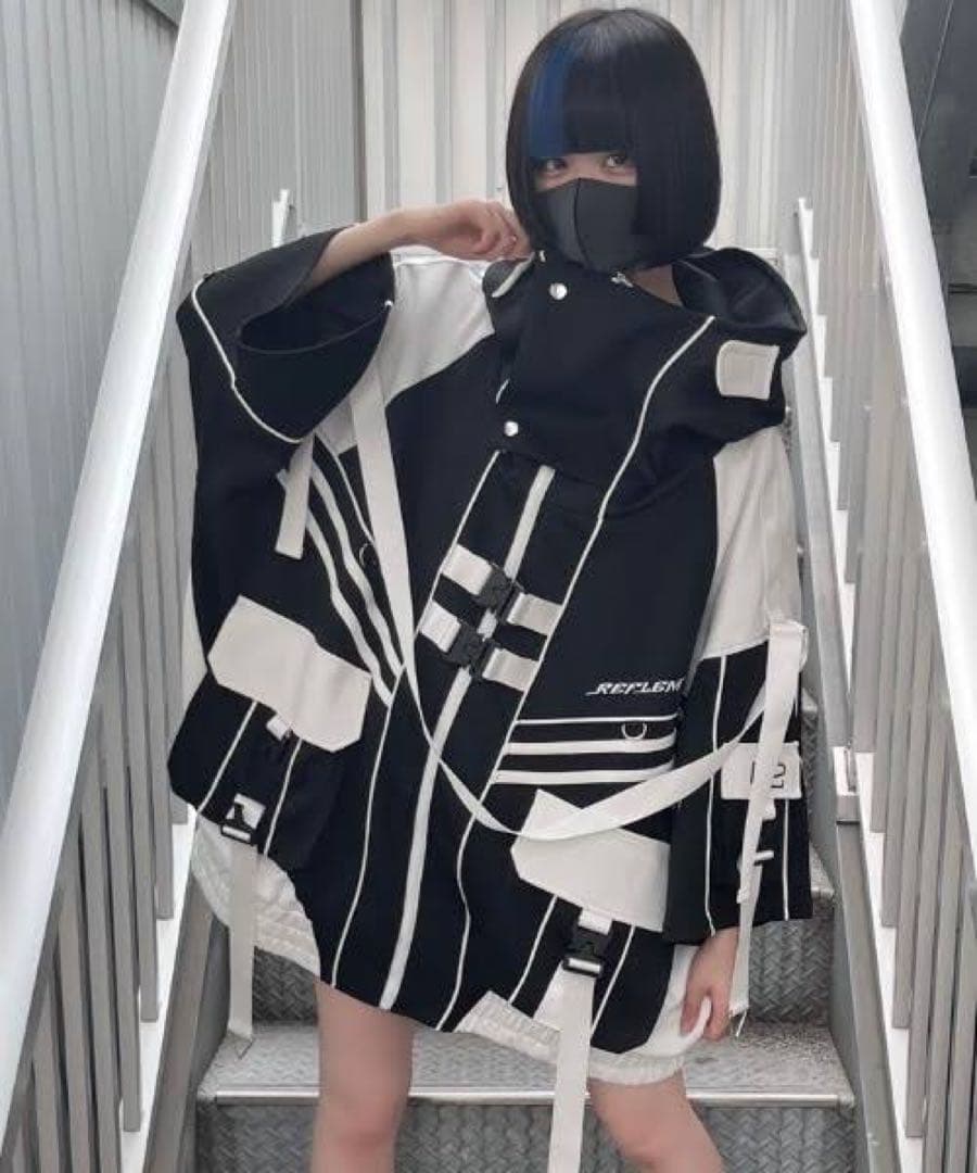 『REFLEM/レフレム』サイバー切替ハイネックジャージパーカー REFLEM/レフレム』サイバー切替ハイネックジャージパーカー（パーカー