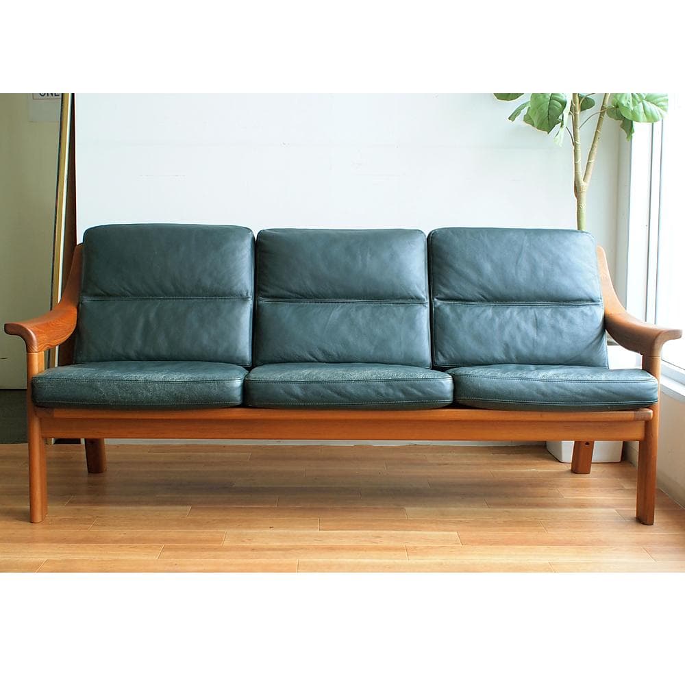 ビンテージ デンマーク製 P.J.Furniture チーク材 3人掛けソファ