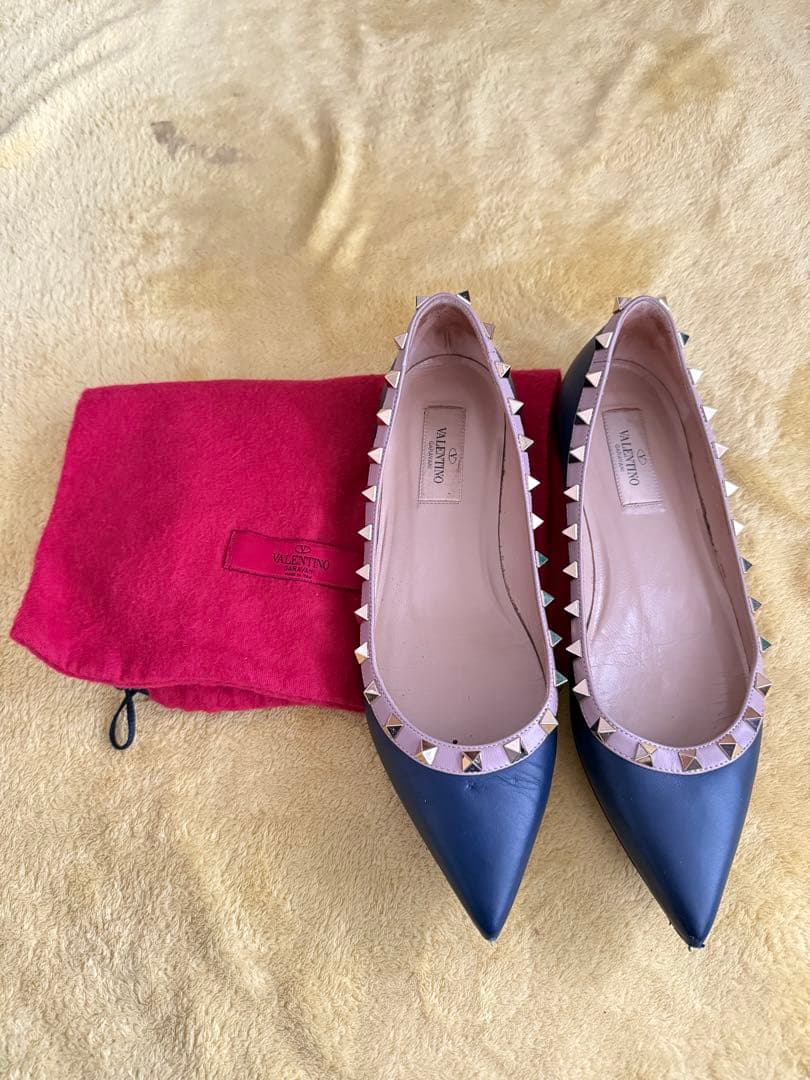 ヴァレンティノ ロックスタッズ パンプス 37 ネイビー - メルカリ