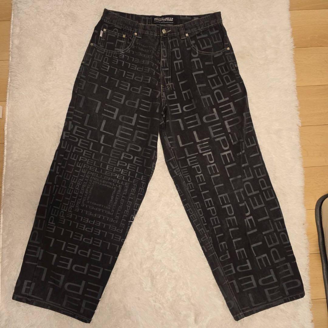 ペレペレ PELLE PELLE ロゴ 総柄 ワイドパンツ ブラック デニム - メルカリ