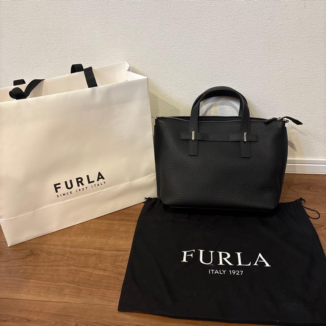 FURLA ブラックレザー トートバッグ【新品】 FURLA（フルラ） バッグ レディース トートバッグ アウトレット レザー