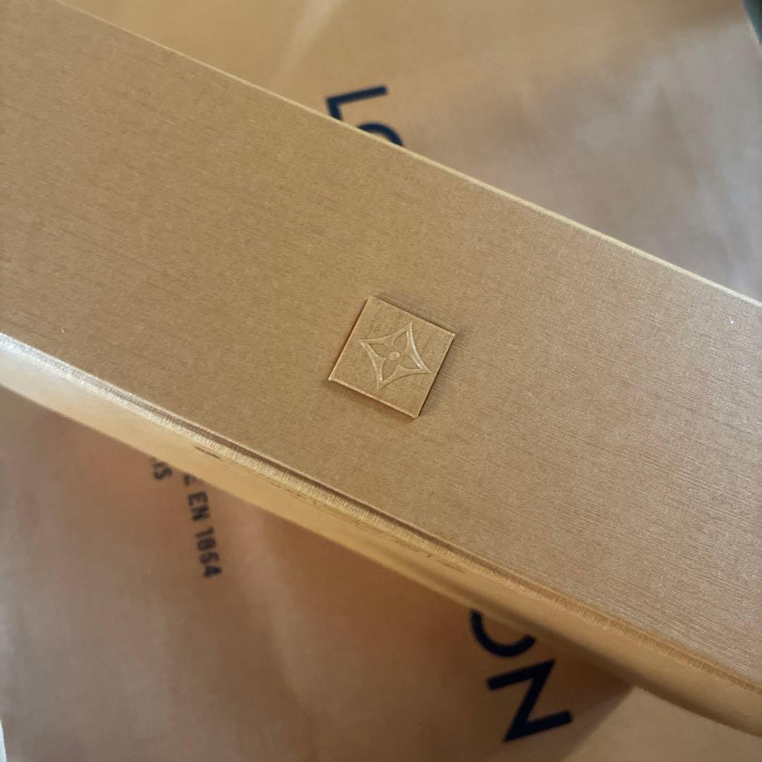 ルイ ヴィトン空箱 27cm×18㎝×8㎝ - メルカリ