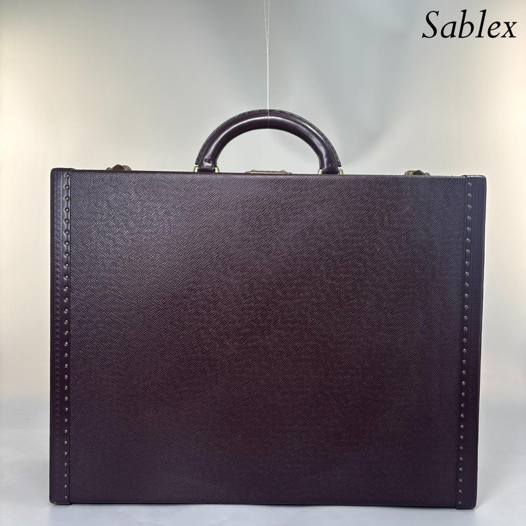 極美品】ルイヴィトン LV プレジデント タイガ レザー