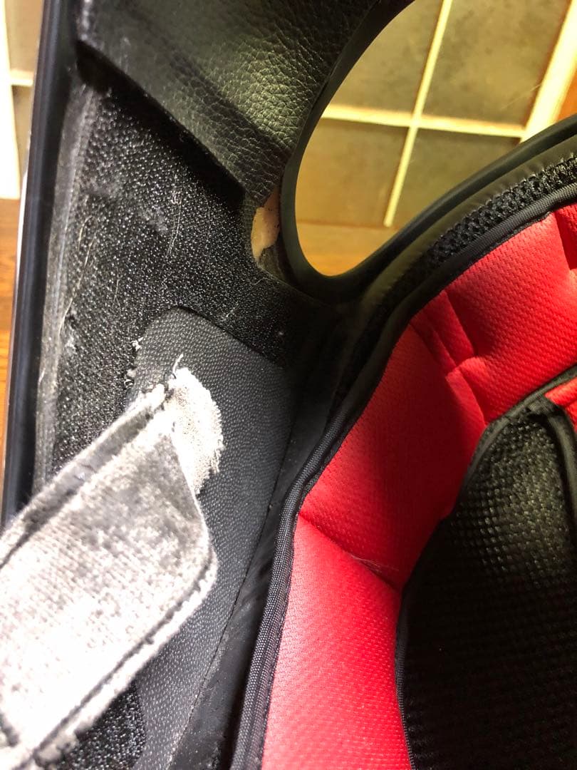 TT&CO トンプソンRT ブラックラメ イエローシールド - メルカリ