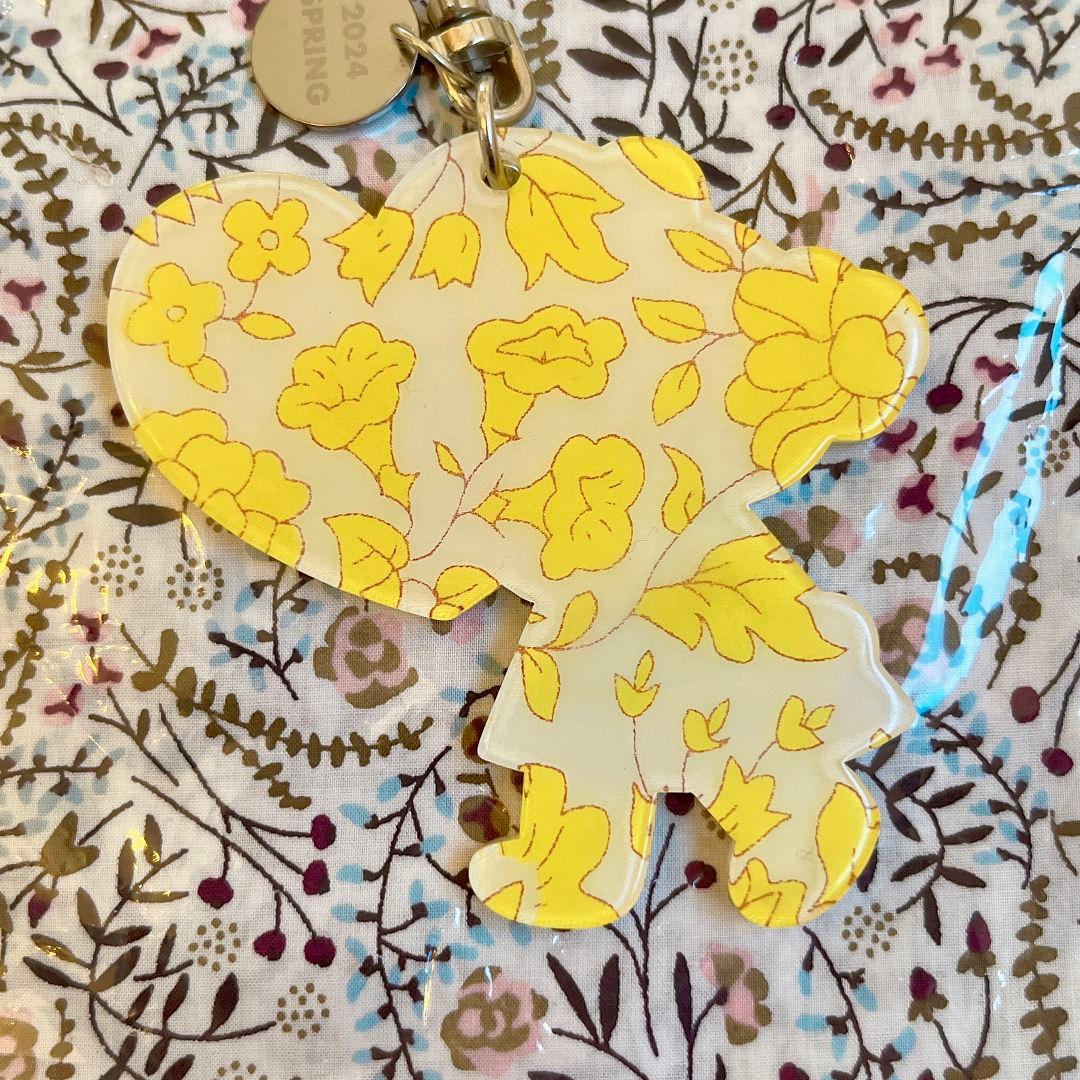 専用】新品未開封 ファミリア VIP 限定 チャーム 非売品 - メルカリ