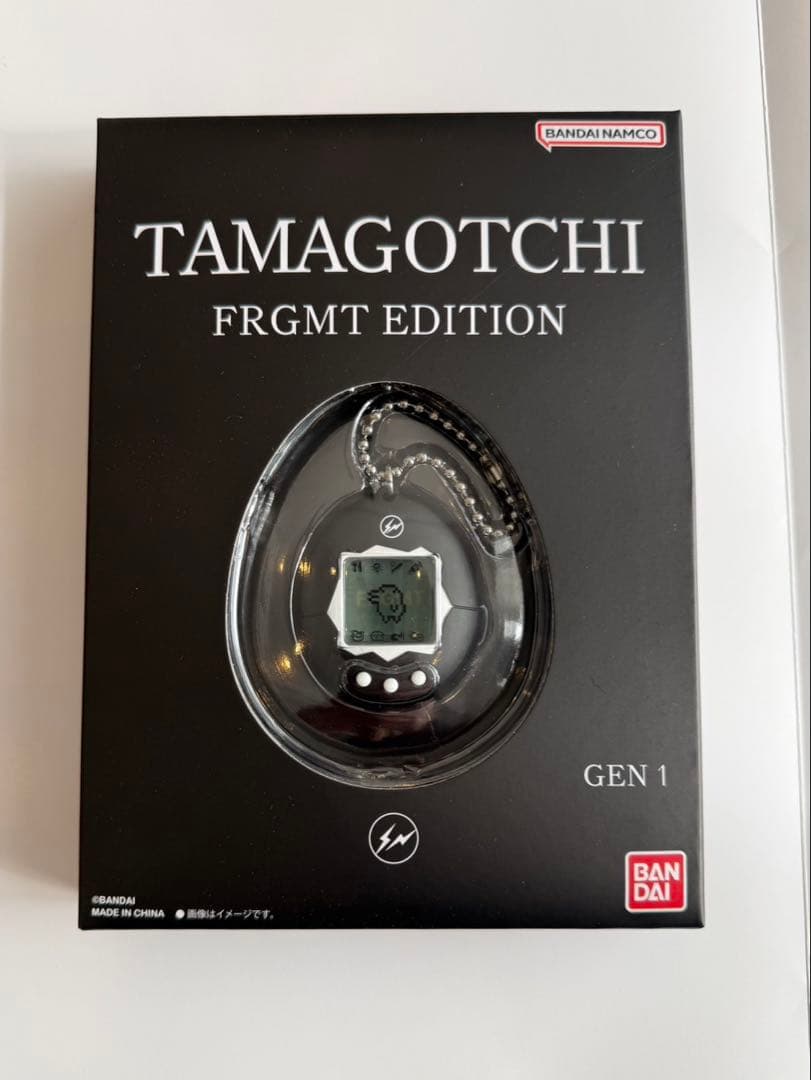 新品未開封】たまごっち FRGMT Edition ブラック フラグメント - メルカリ