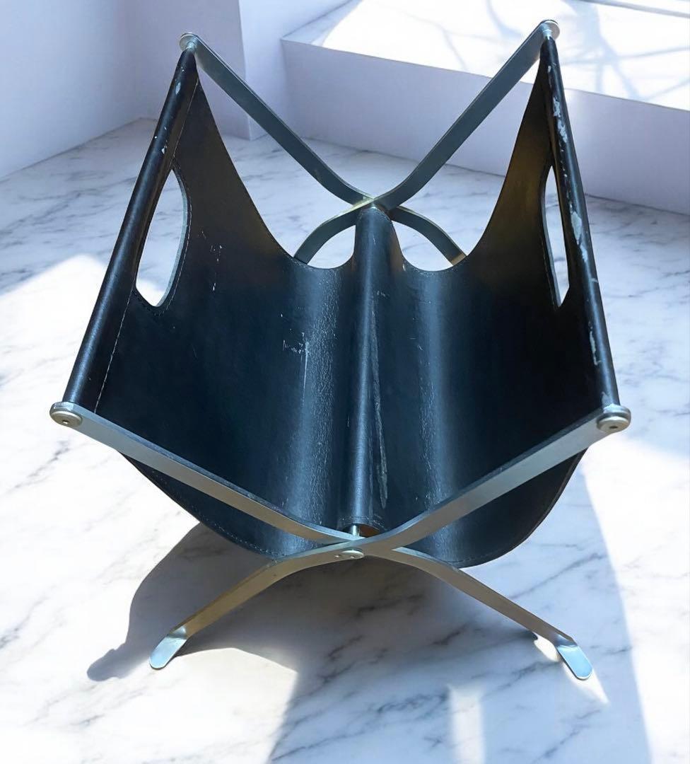 ACTUS アクタス レザーマガジンラック アーバンモダン 洗練された