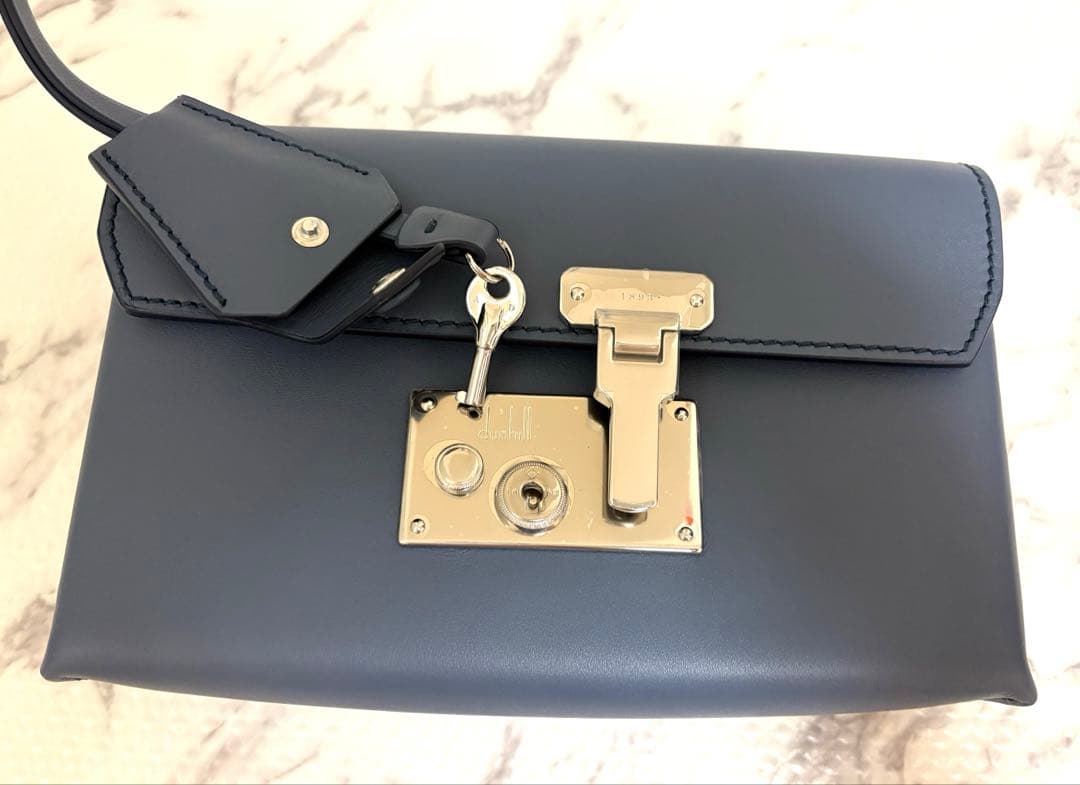 新品・未使用】 dunhill ダンヒル ロック ベルトバッグ - メルカリ