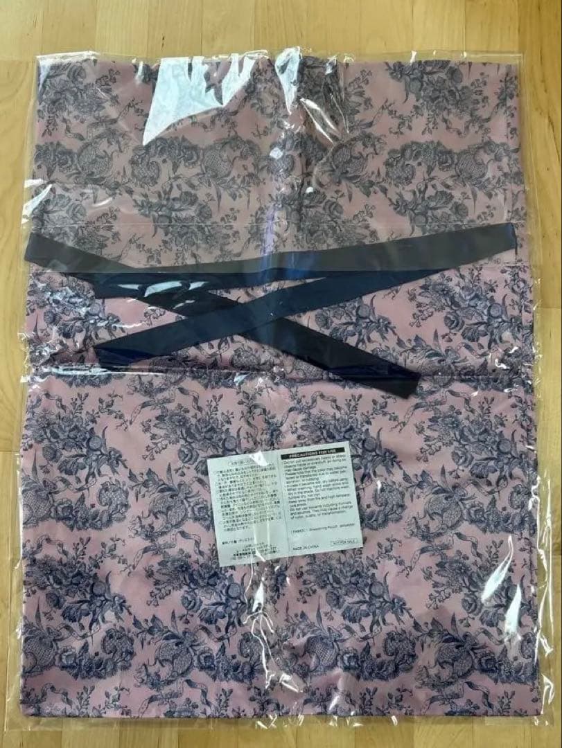 《限定品／新品／未使用》レ・メルヴェイユーズラデュレ チーク、ポット