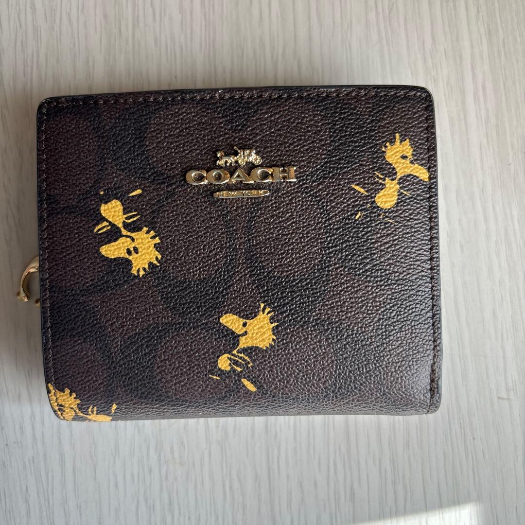 COACH スプラッシュプリント 二つ折り財布 コーチ COACH 二つ折り財布 （ブラック） -waja bazar - 海外