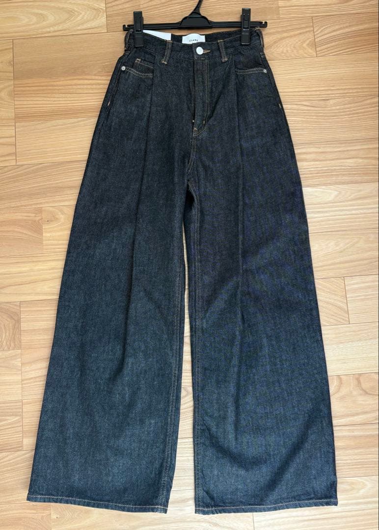SuzuHirose×CLANE TUCK WIDE DENIM PANTS - メルカリ