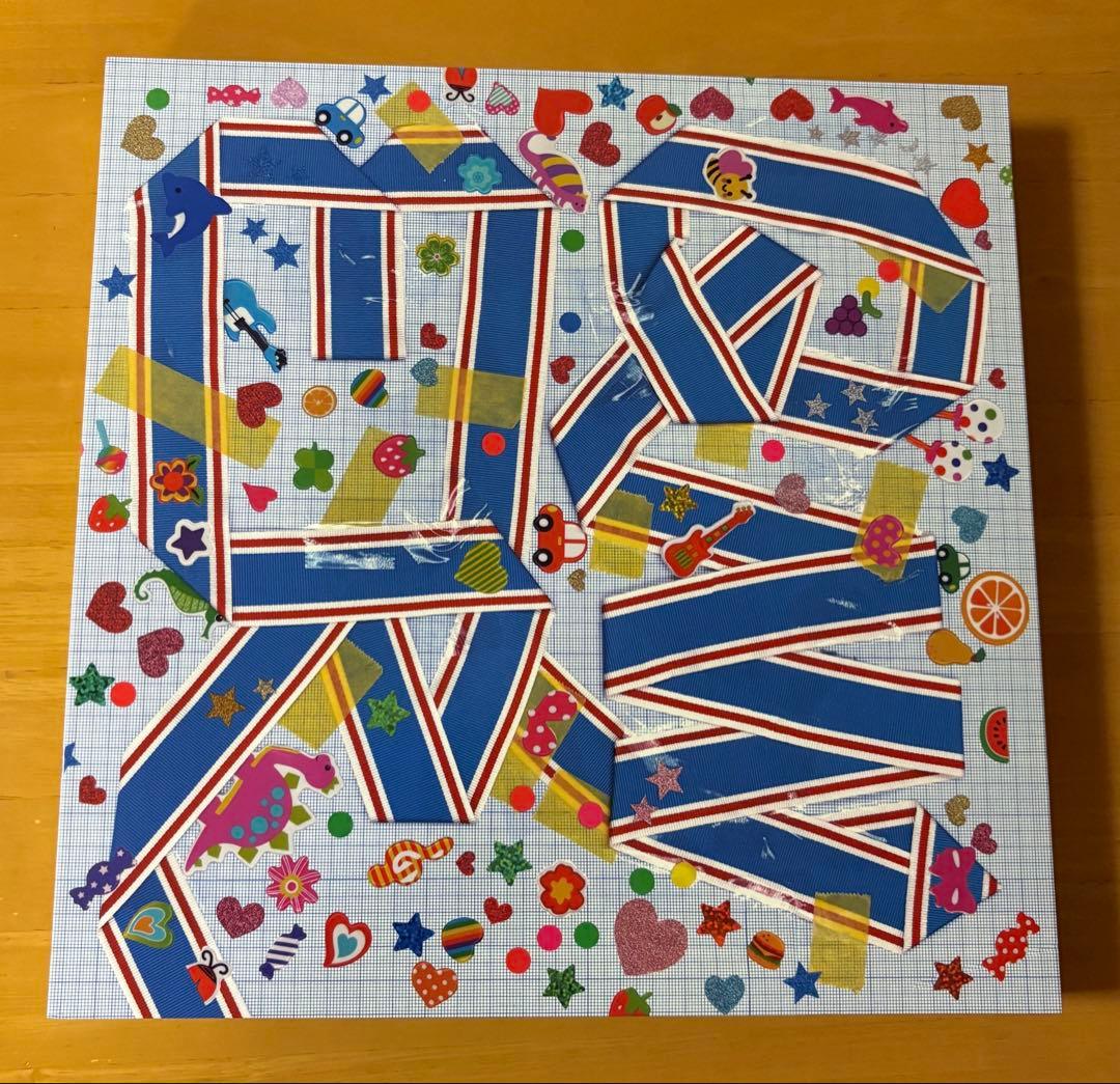 【開封済】 QWER Beyond the Discord LP レコード QWERスペシャルLP『Beyond the Discord』販売開始…世界的デザイナーが