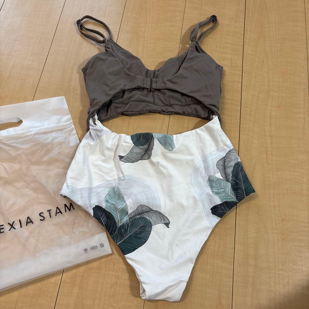 ALEXIA STAM ビキニセット グレー/ホワイト - メルカリ