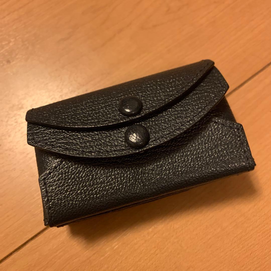 黒 レザー 二つ折り財布　ラルコバレーノ L'arcobaleno(ラルコバレーノ)｜二つ折りミニウォレット/ブラック