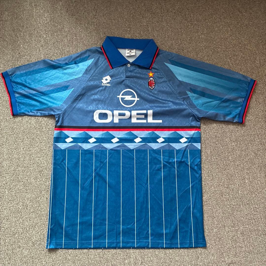 ACミラン Lotto ユニフォーム 95-96 - メルカリ