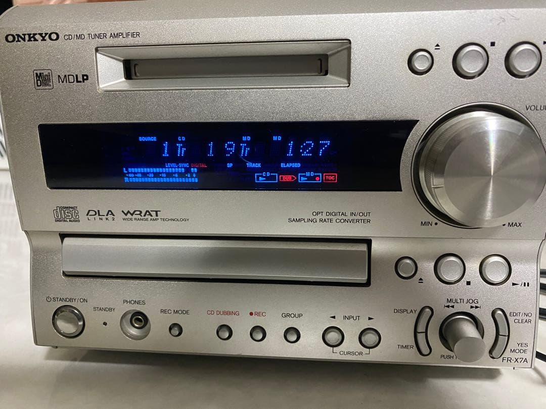 ONKYO CD・MD・ラジオコンポ 動作品 - メルカリ