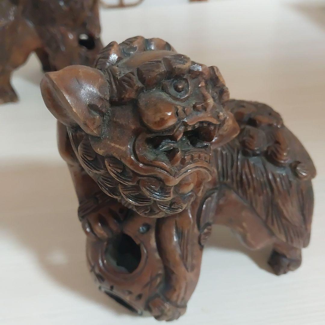 木彫り 獅子像 2体セットシーサー - メルカリ