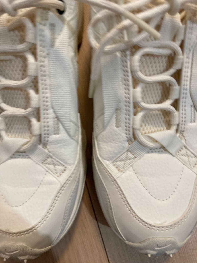 【ほぼ新品】NIKE WMNS TC7900 dd9682-100 25.5cm