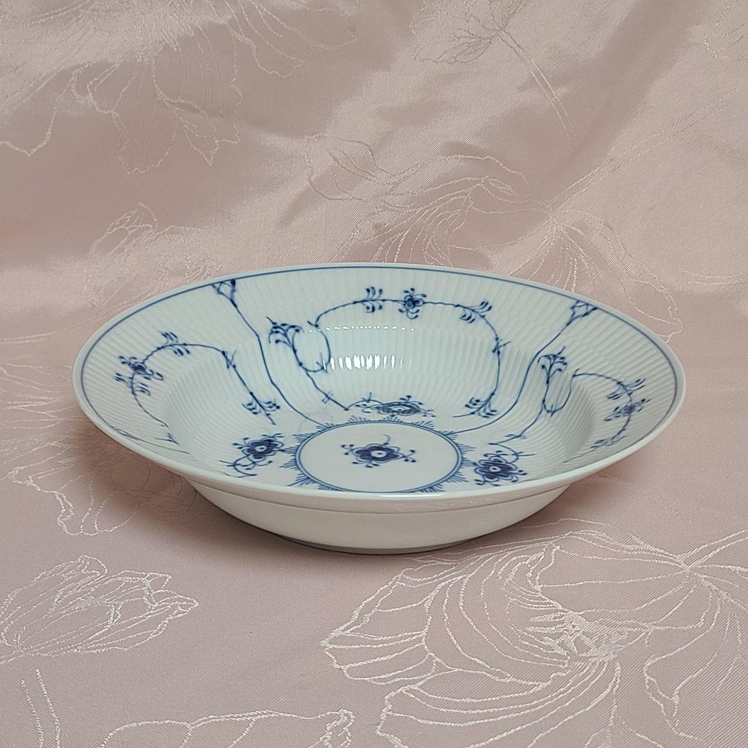 ロイヤルコペンハーゲン ブルーフルーテッド プレイン プレート え61