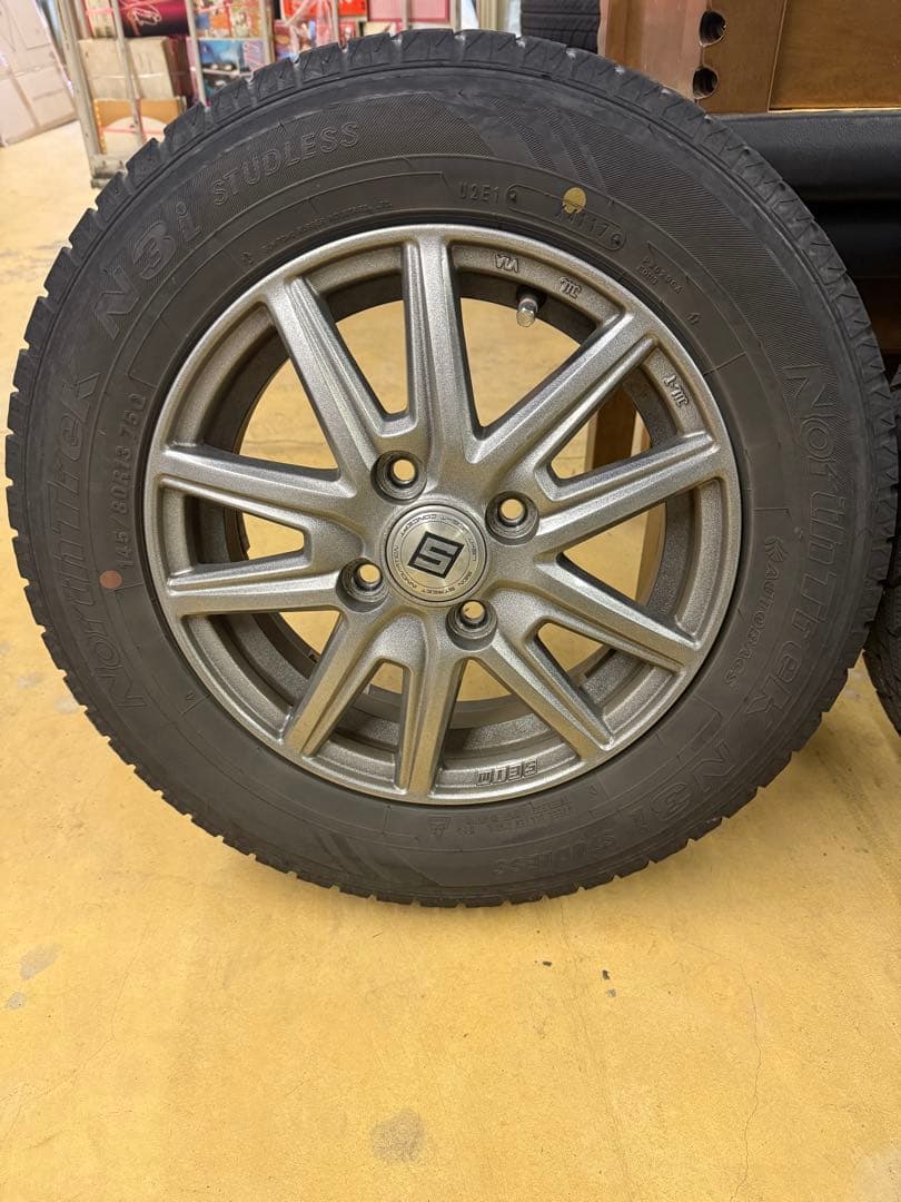 145/80/R13 スタッドレスタイヤ ラパン