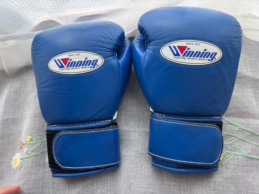winning ウィニングボクシンググローブ ブルー 8オンス MS-200B ウイニング(WINNING) ボクシンググローブ プロ試合用 8オンス ひも式