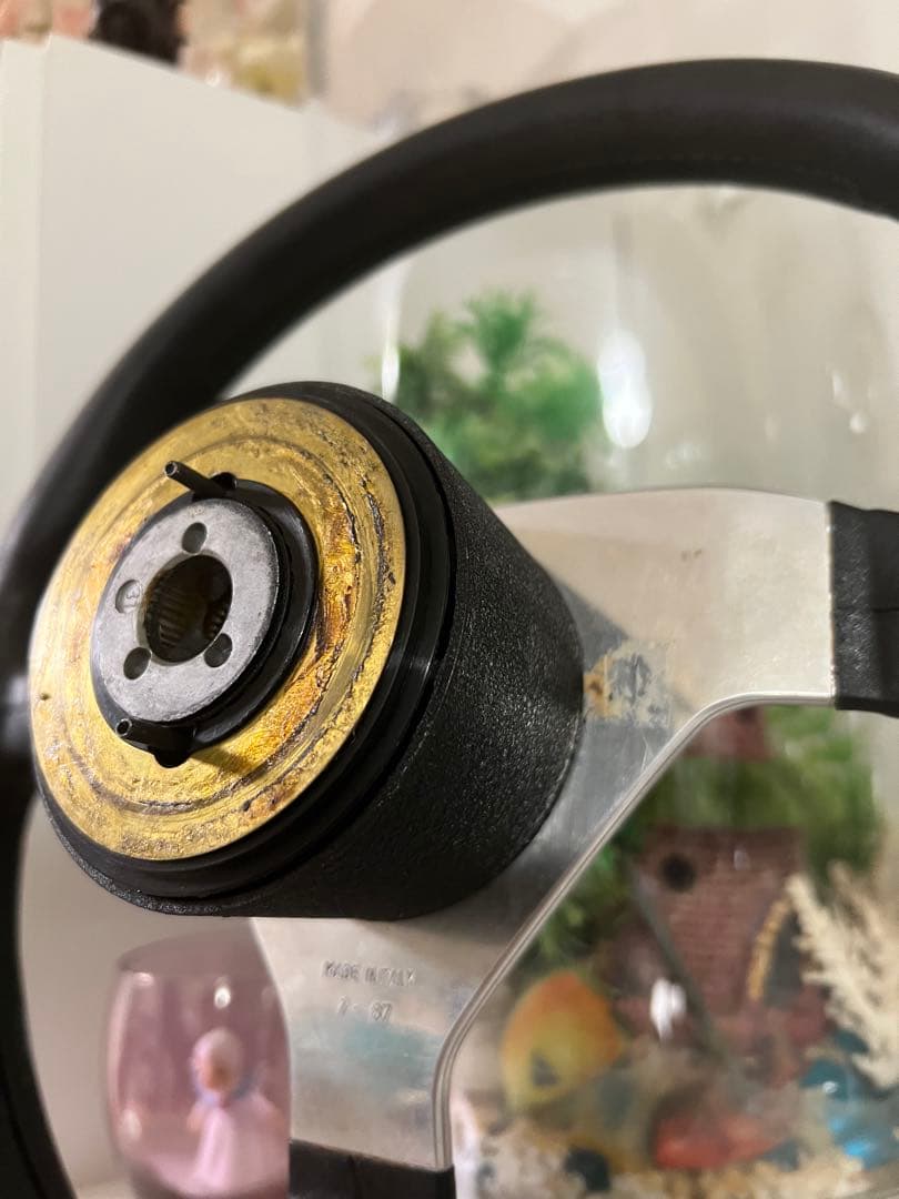 希少品！激安送料込‼️ フェラーリ ステアリング 跳ね馬マーク