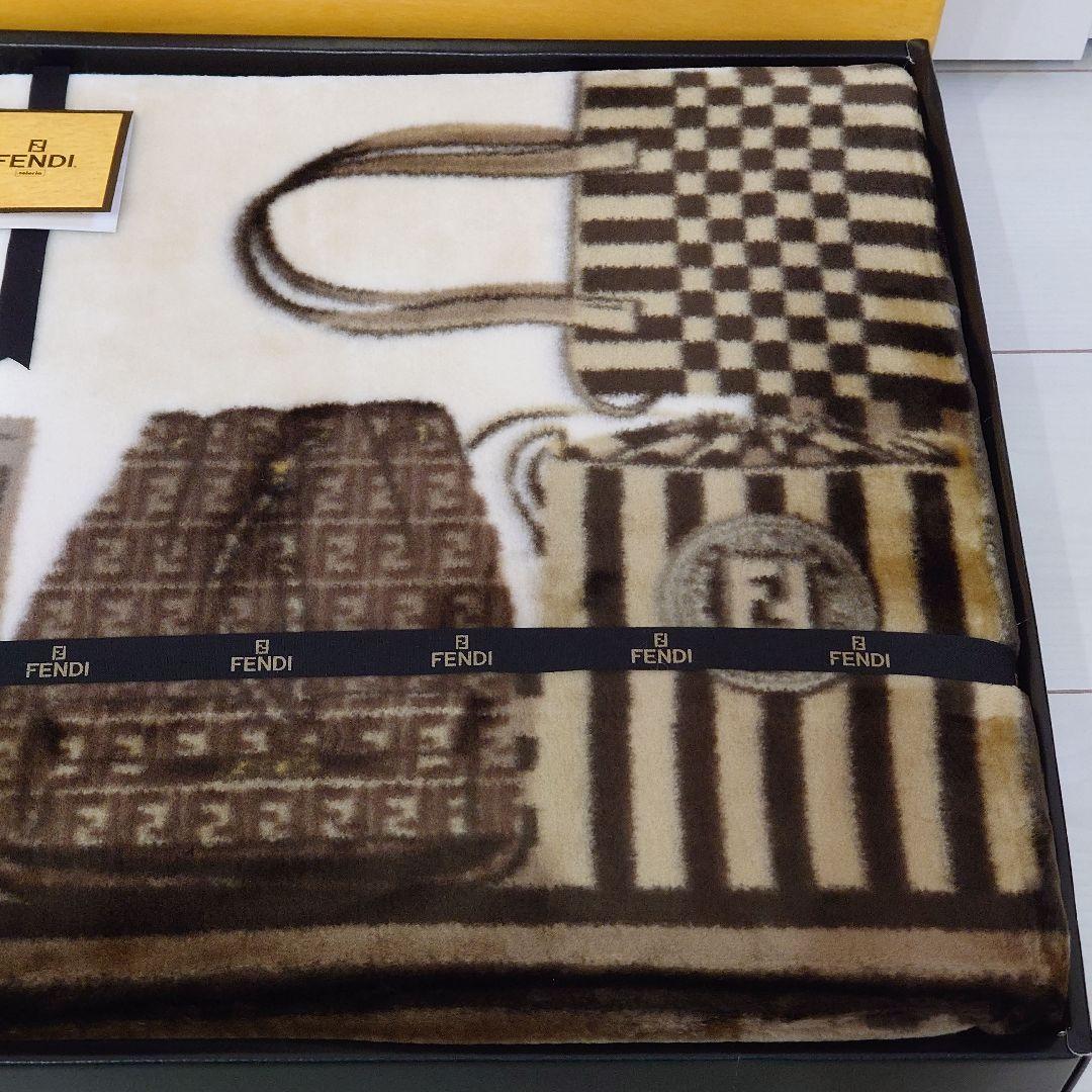 FENDI フェンディ ニューマイヤー ハーフ毛布 未使用新品箱付 廃番品