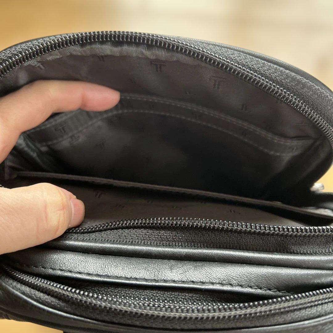 TUMI92102D4 ショルダーバッグ ブラック レザー