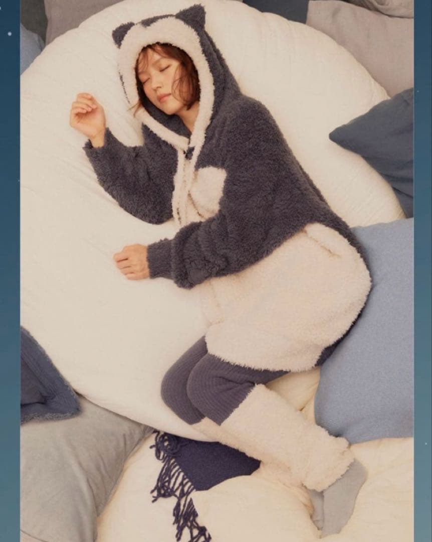 【値下】ポケモンスリープ×ジェラピケ　カビゴンルームウェアフーディ＆レギンス ポケモンスリープ』と「ジェラピケ」がコラボ！ピカチュウやカビゴンの