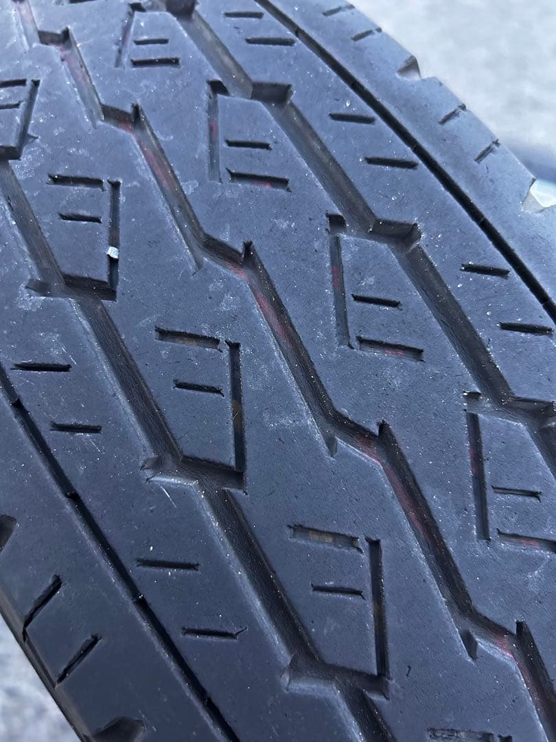 た*る様 送料込 キャラバン プロスタイル 純正ホイール 2021年製 195