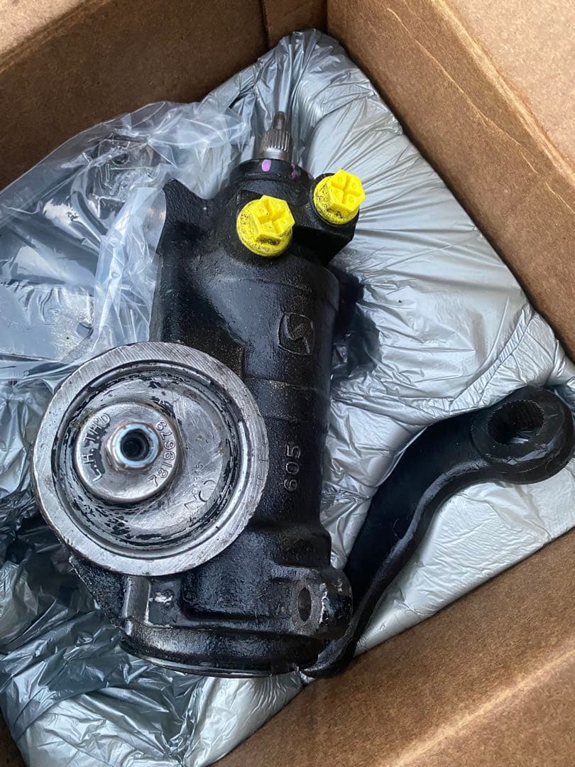 シボレー　インパラ　605ギアボックス オーバーホールキット付　ピットマンアーム Amazon | サスペンション/ギアボックスキット 8点 パワーステアリング