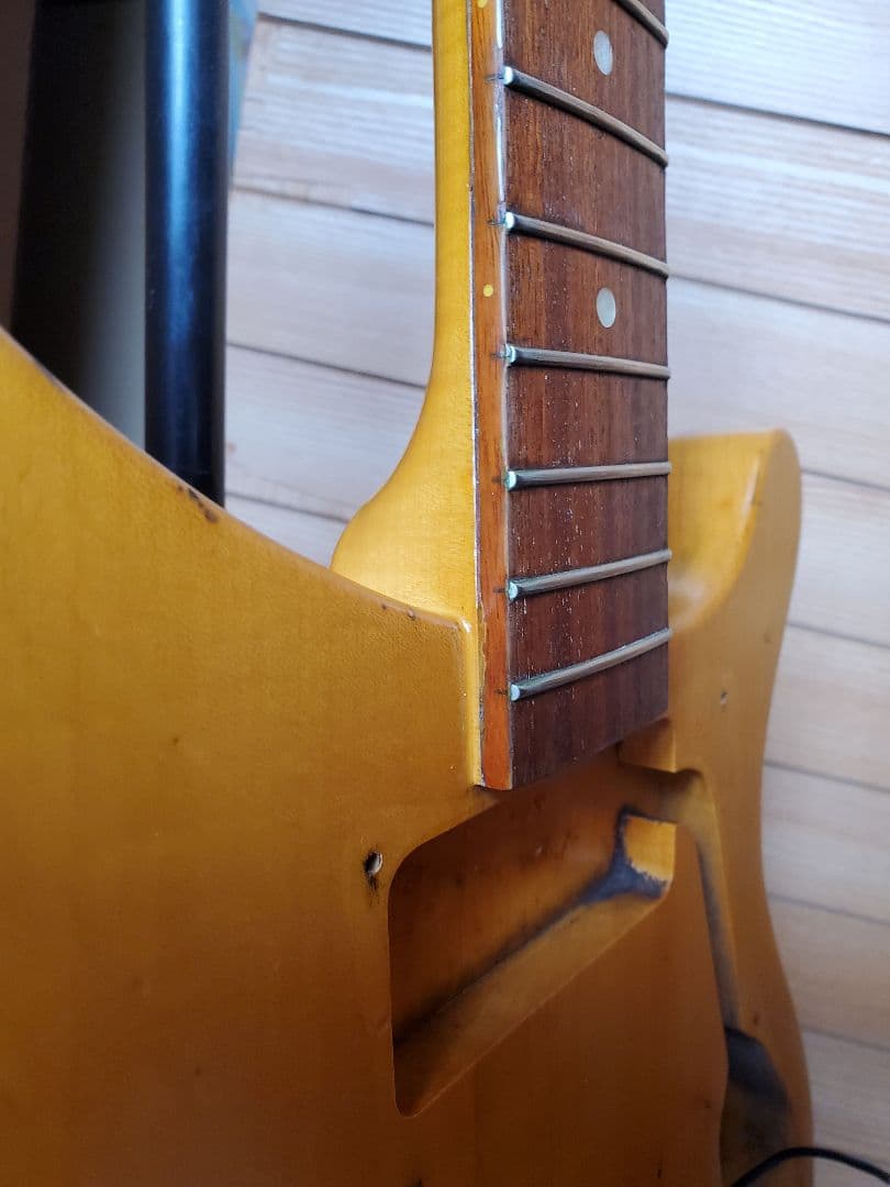 リッケンバッカー4001sコピーボディのみFernandes?