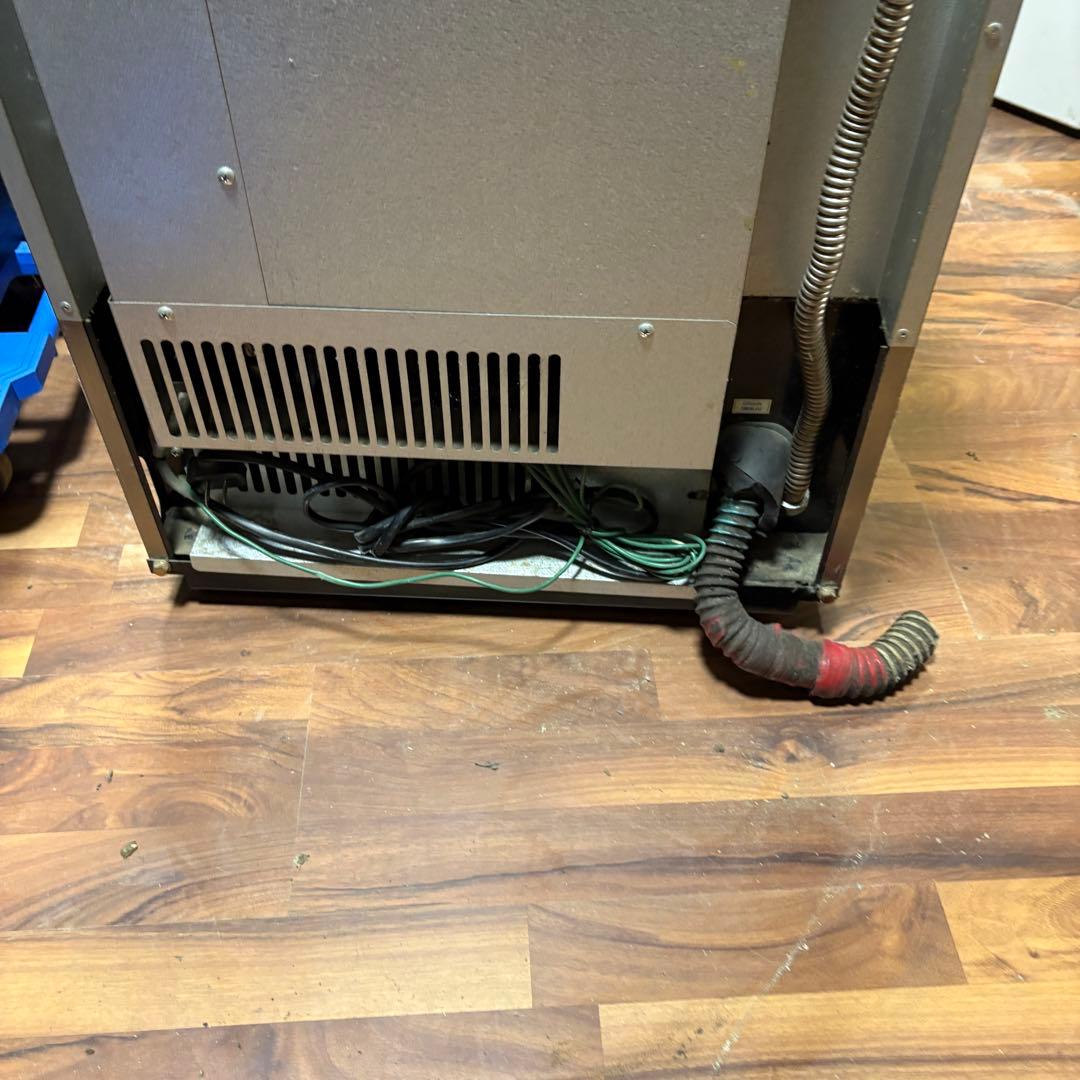 送料設置込み ダイワ 製氷機 全自動製氷機 35kg DRI-35LMT1