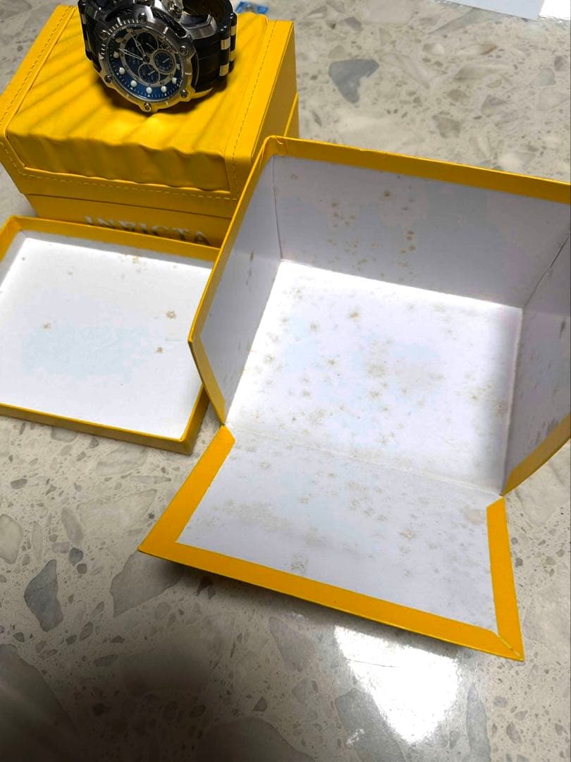 INVICTA Invicta Bolt (モデル26750)美品 稼動品 - メルカリ