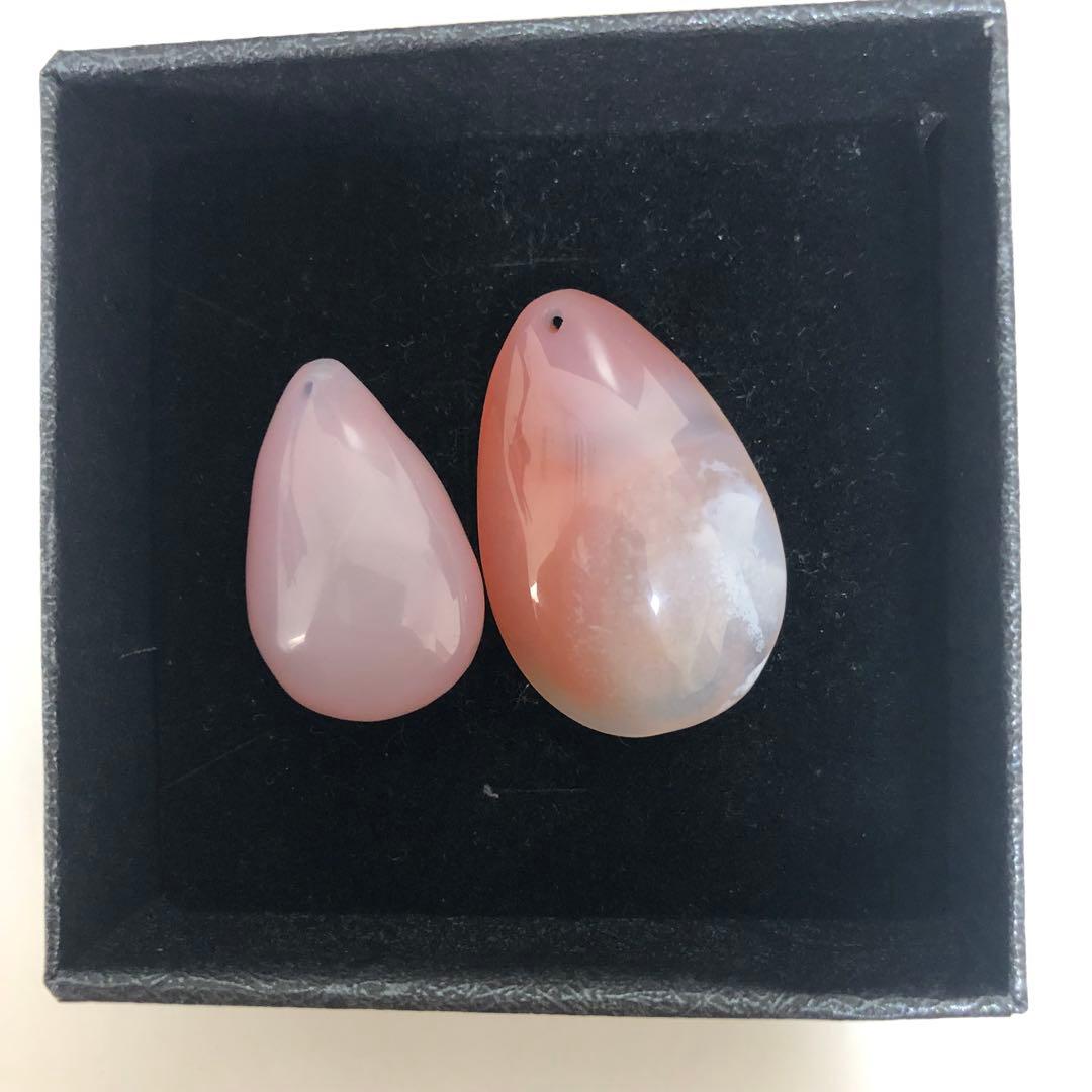 縁結び 女陰 ヌードメノウ 生命の源 女性器 趣味 天然石 瑪瑙 彫り物 A23