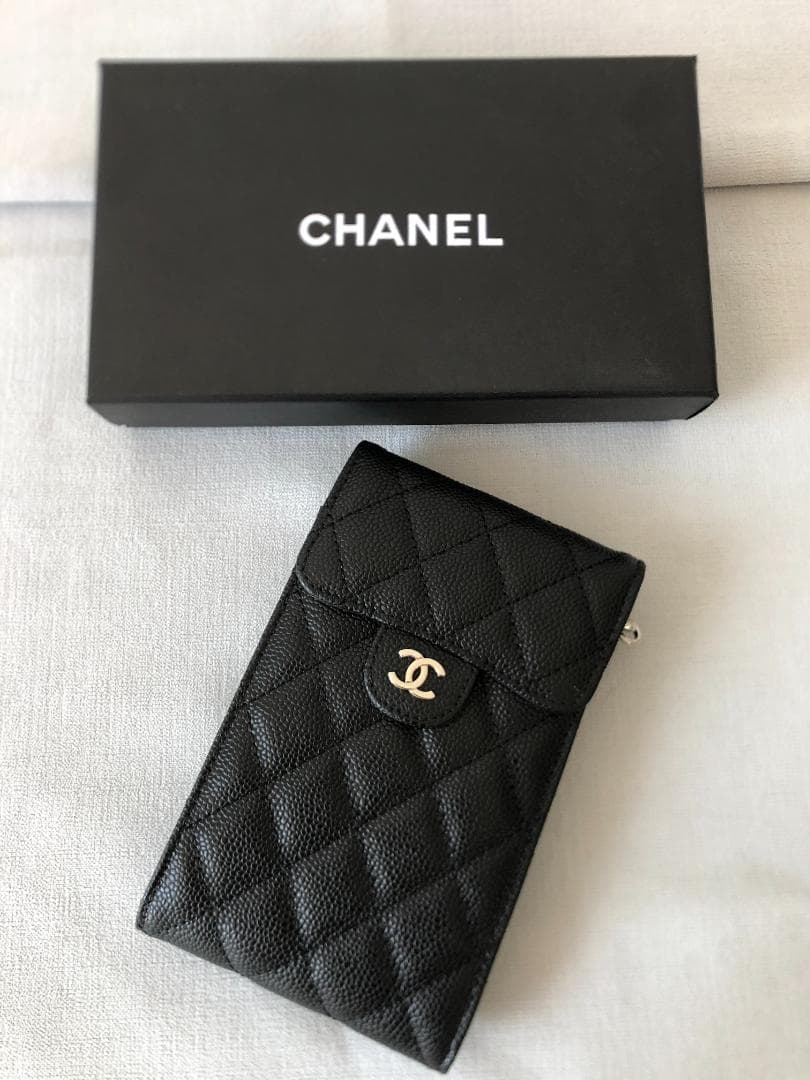 キルティングスマホショルダーバッグ　綺麗　ファション 新色追加】キルティング スマホ ポシェット （ショルダーバッグ）｜23