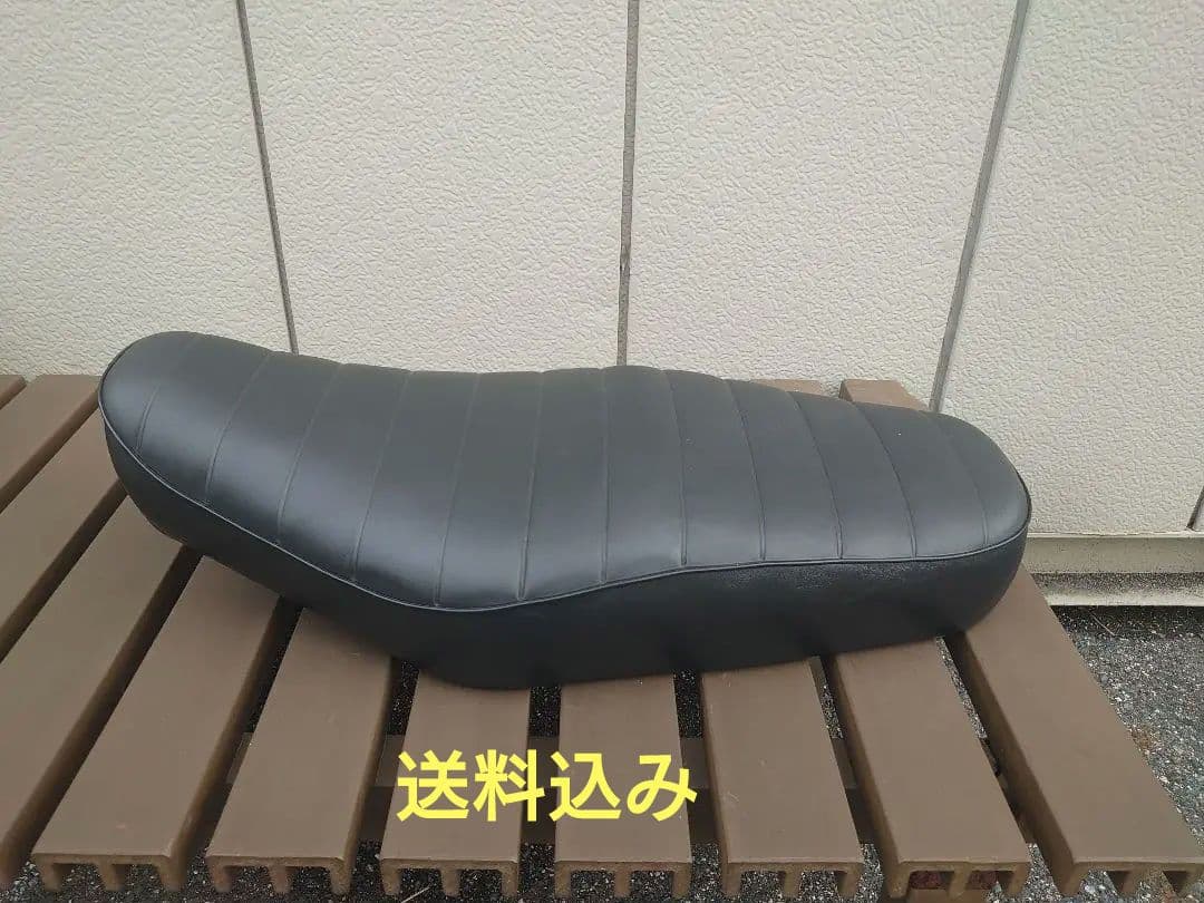 w650 純正シート　カワサキ　早い者勝ち KAWASAKI カワサキ W650 純正シート タックロール W800 W400｜Yahoo