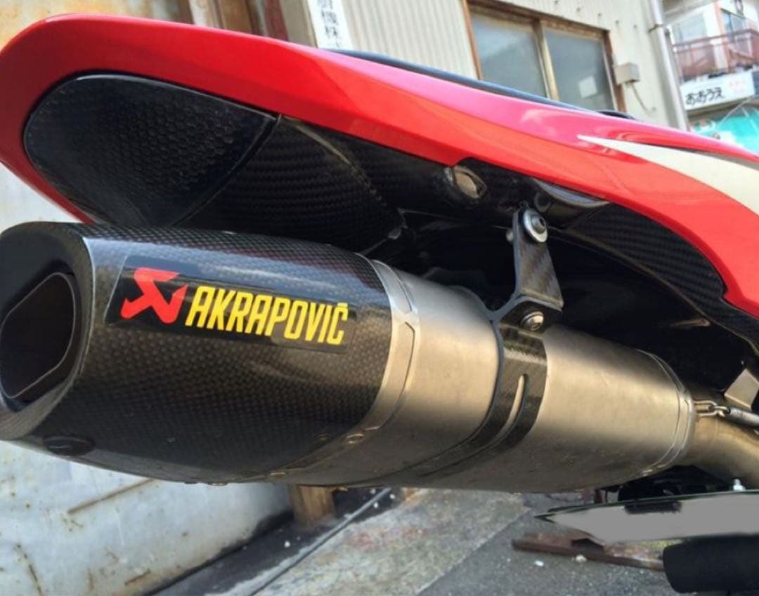 cbr600rr pc40 テールランプ プログラミング付き CBR600RR ウィンカー内蔵 LEDテールライト｜AxxL