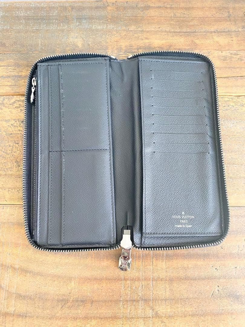 ルイヴィトン モノグラム エクリプス ジッピーウォレット ヴェル