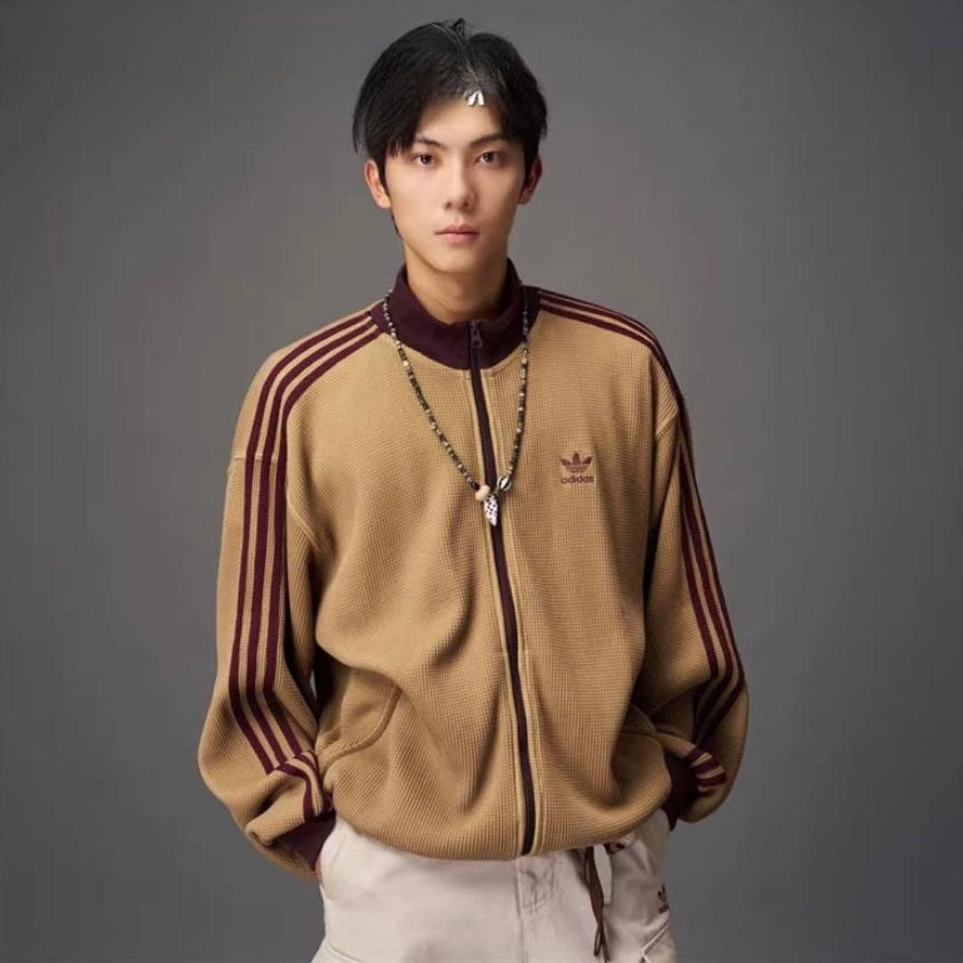 海外限定カラー2XL⭐️adidasワッフルニットトラックトップ ブラウン