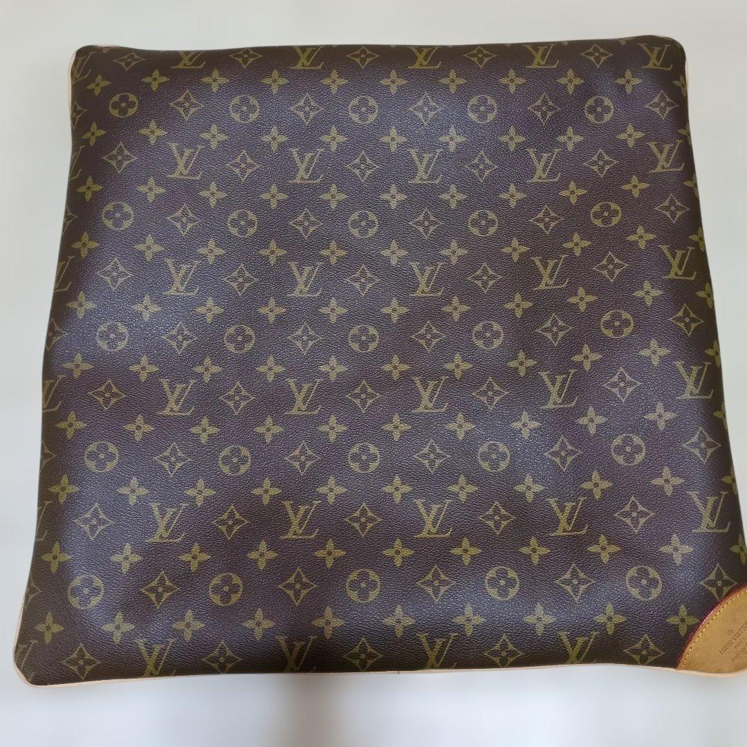 ルイヴィトンモノグラムクッションカバー✨ノベルティ - メルカリ