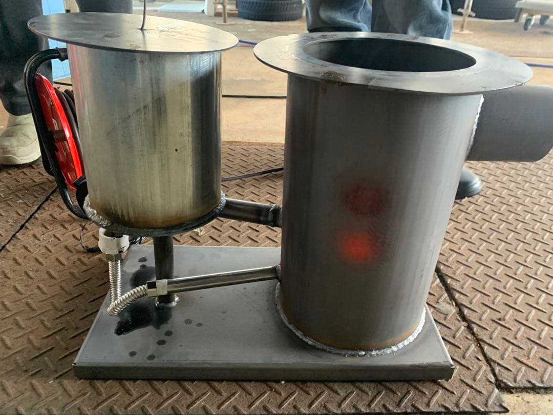 廃油ストーブ 即納品 在庫があります033101 - メルカリ